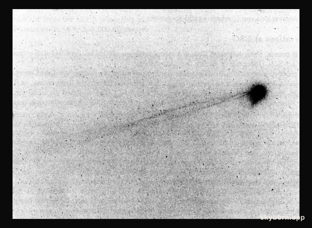 Comet Austin develops an ion tail