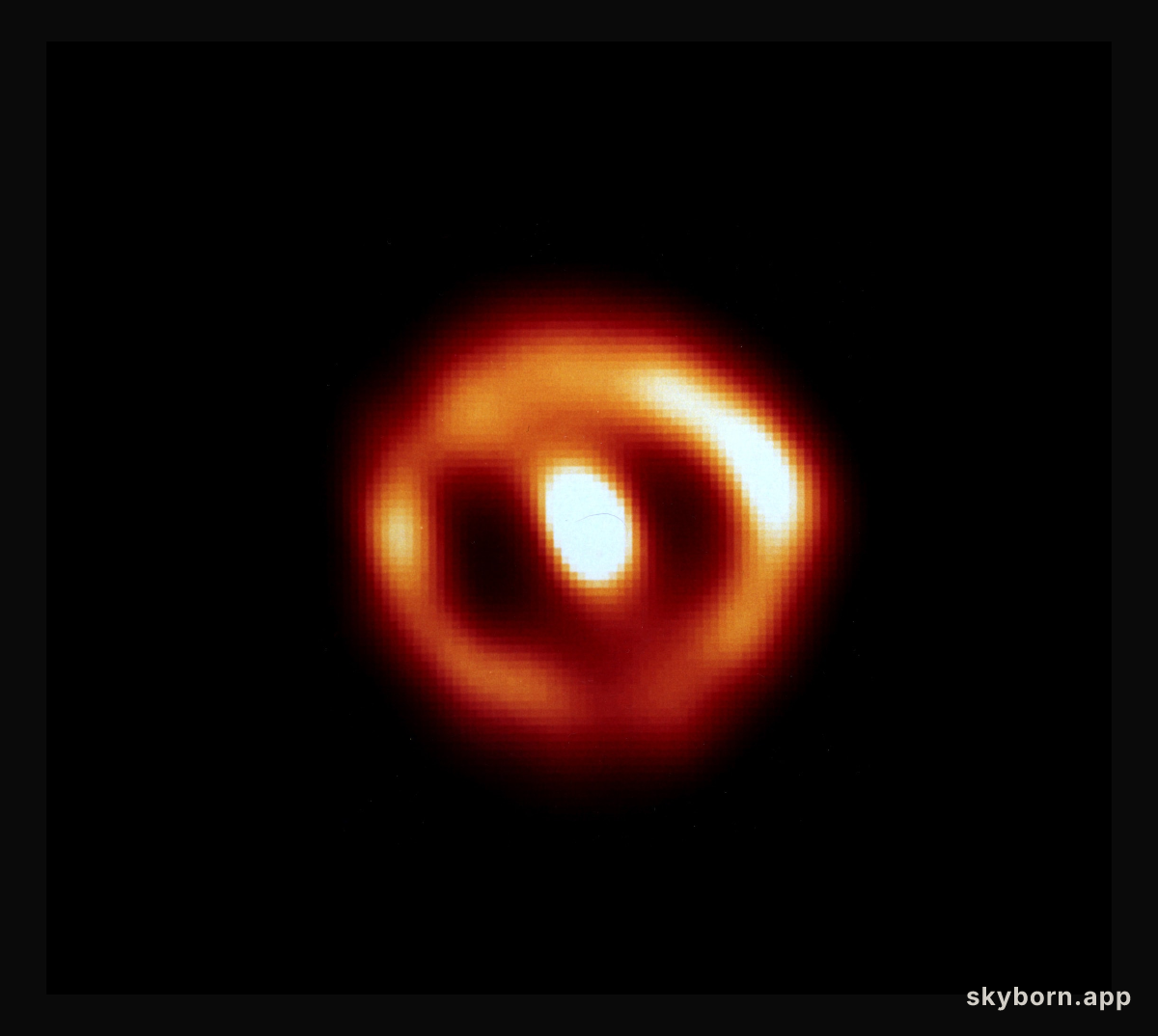 Hubble sees gas shell around Nova Cygni 1992