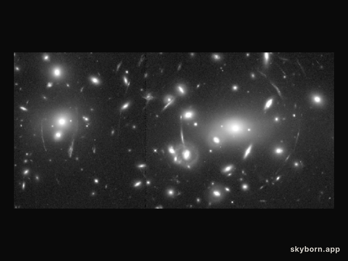 Abell 2218: A Galaxy Cluster Lens