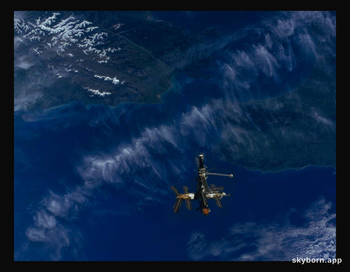 Mir Over New Zealand
Credit: