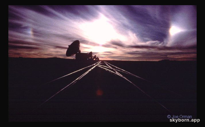 Sundogs over the VLA