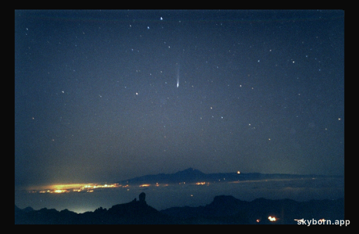 Comet Ikeya-Zhang Over Tenerife