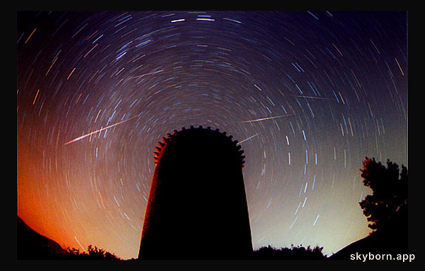 Leonids Above Torre de la Guaita
