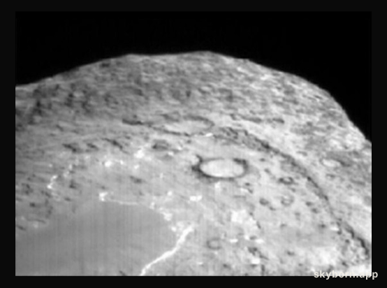 The Landscape on Comet Tempel 1