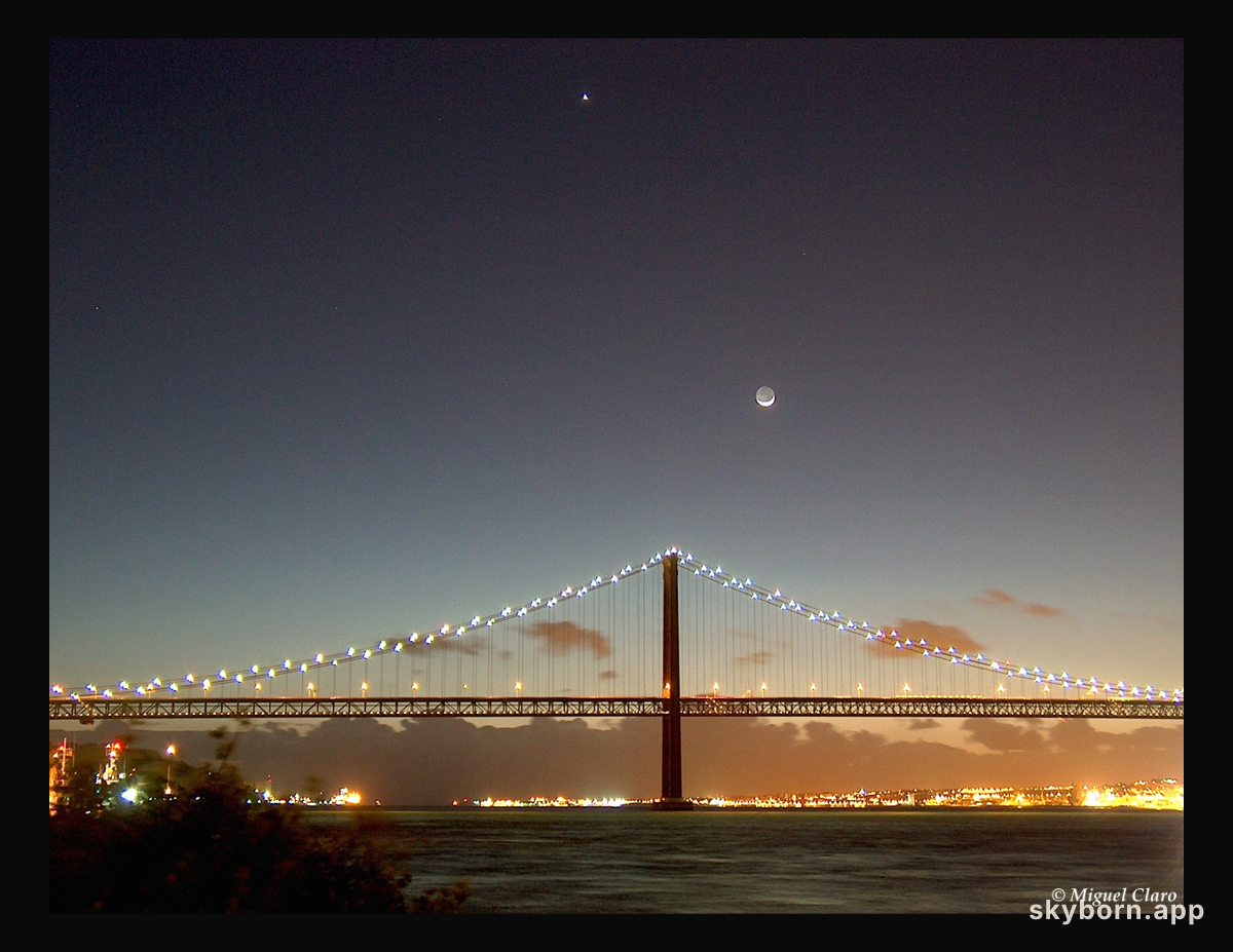 Lisbon Moonset