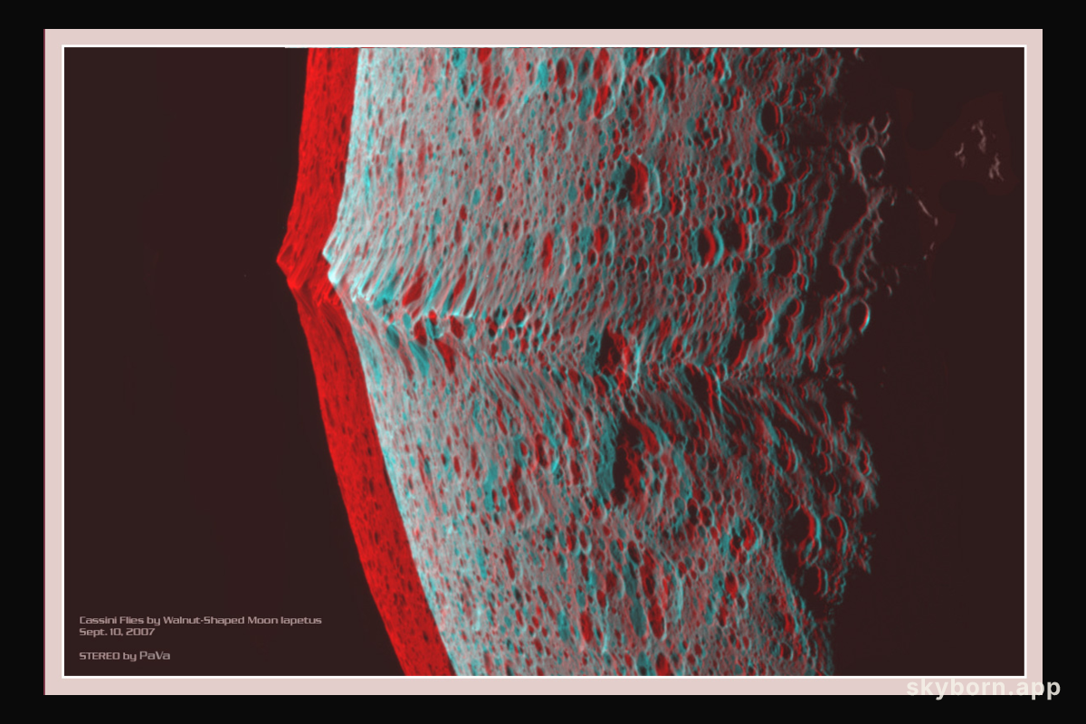 Iapetus: 3D Equatorial Ridge