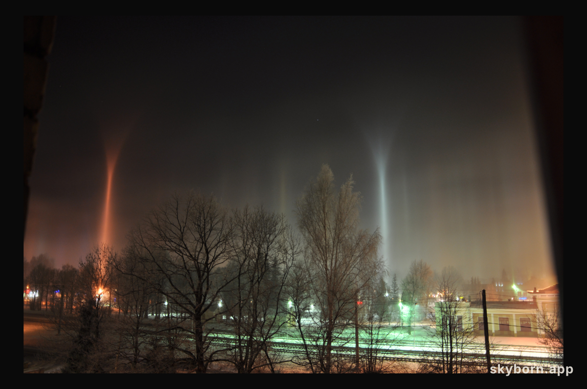 Unusual Light Pillars Over Latvia
