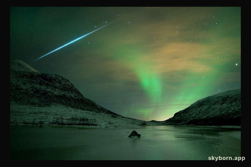Aurora Shimmer, Meteor Flash