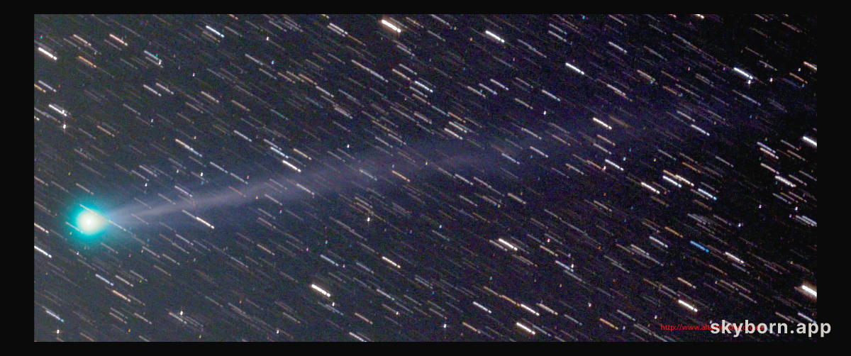 Comet McNaught Becoming Visible to the Unaided Eye