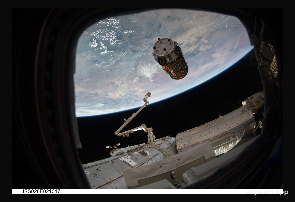 Japan's Kounotori2 Supply Ship Approaches the Space Station