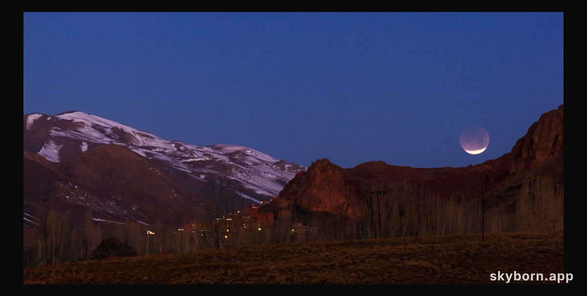 Eclipsed Moon in the Morning