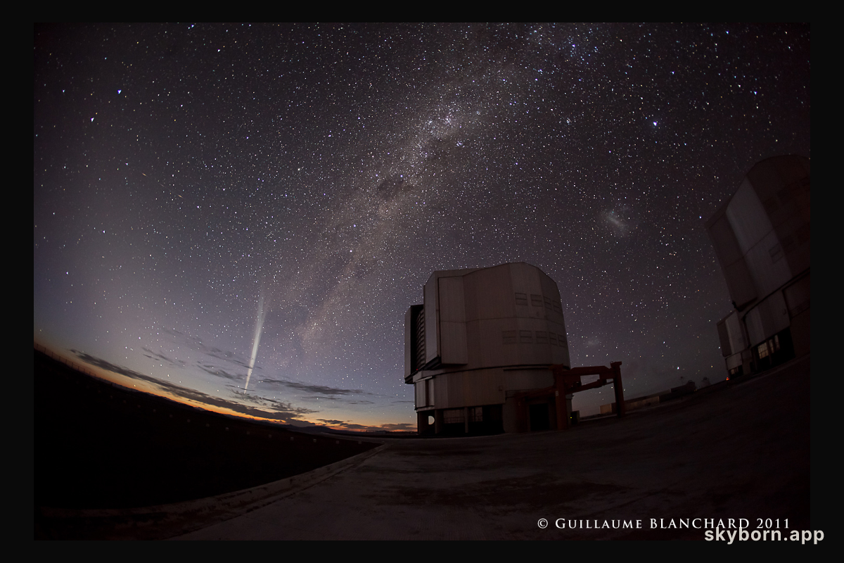 Comet Lovejoy over Paranal