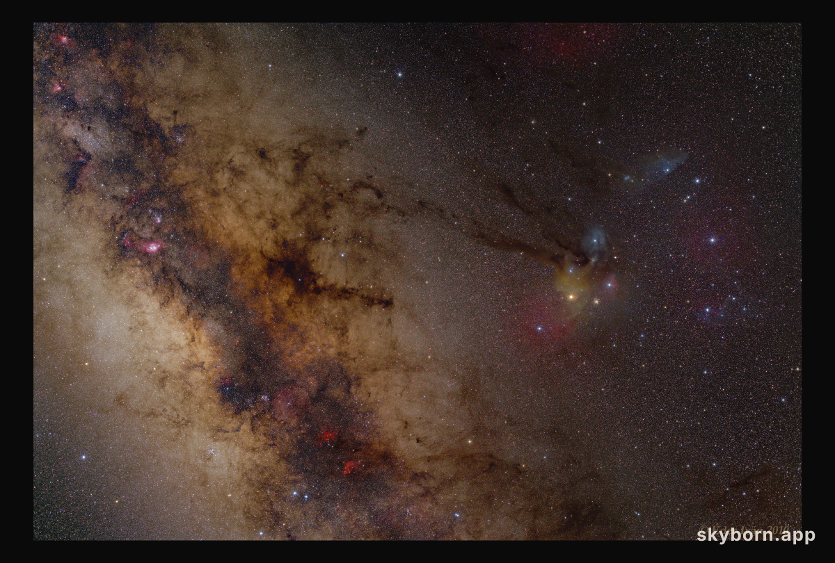 A Wide Field Image of the Galactic Center