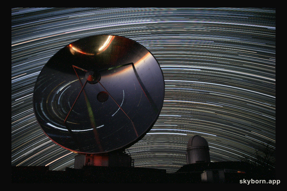 La Silla Star Trails North and South