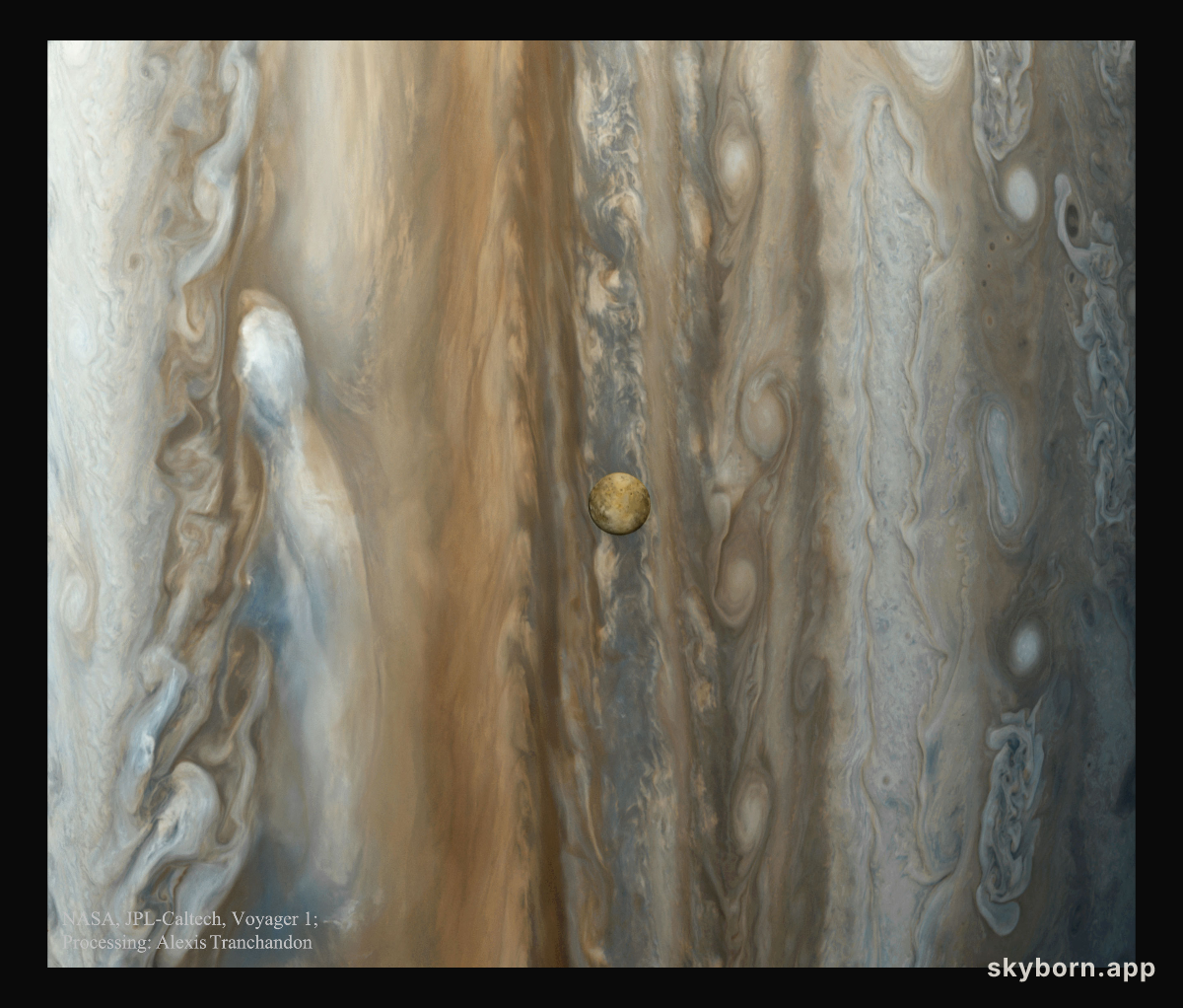 Io over Jupiter from Voyager 1