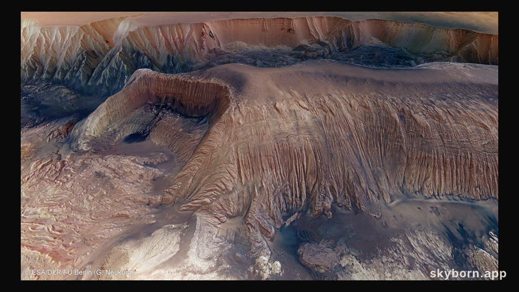 Collapse in Hebes Chasma on Mars
