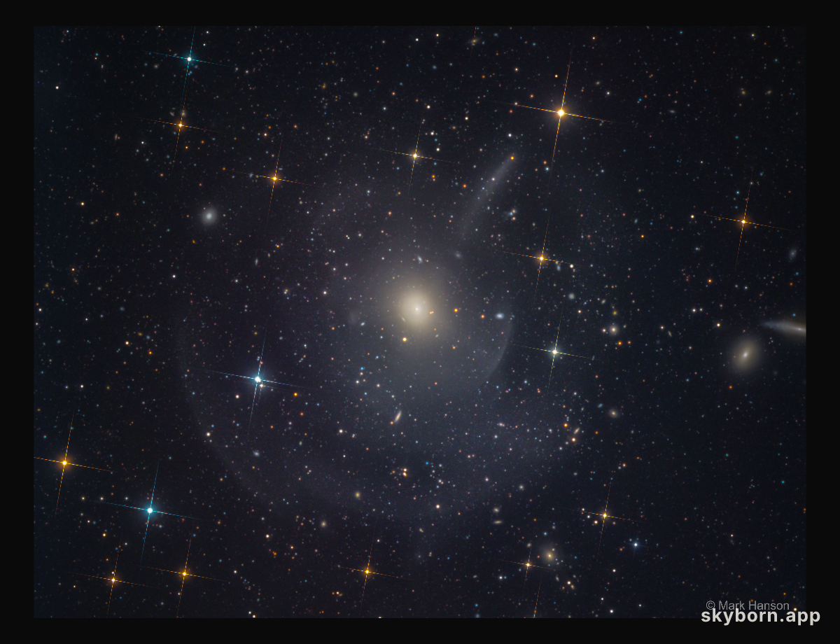M89: Elliptical Galaxy with Outer Shells and Plumes