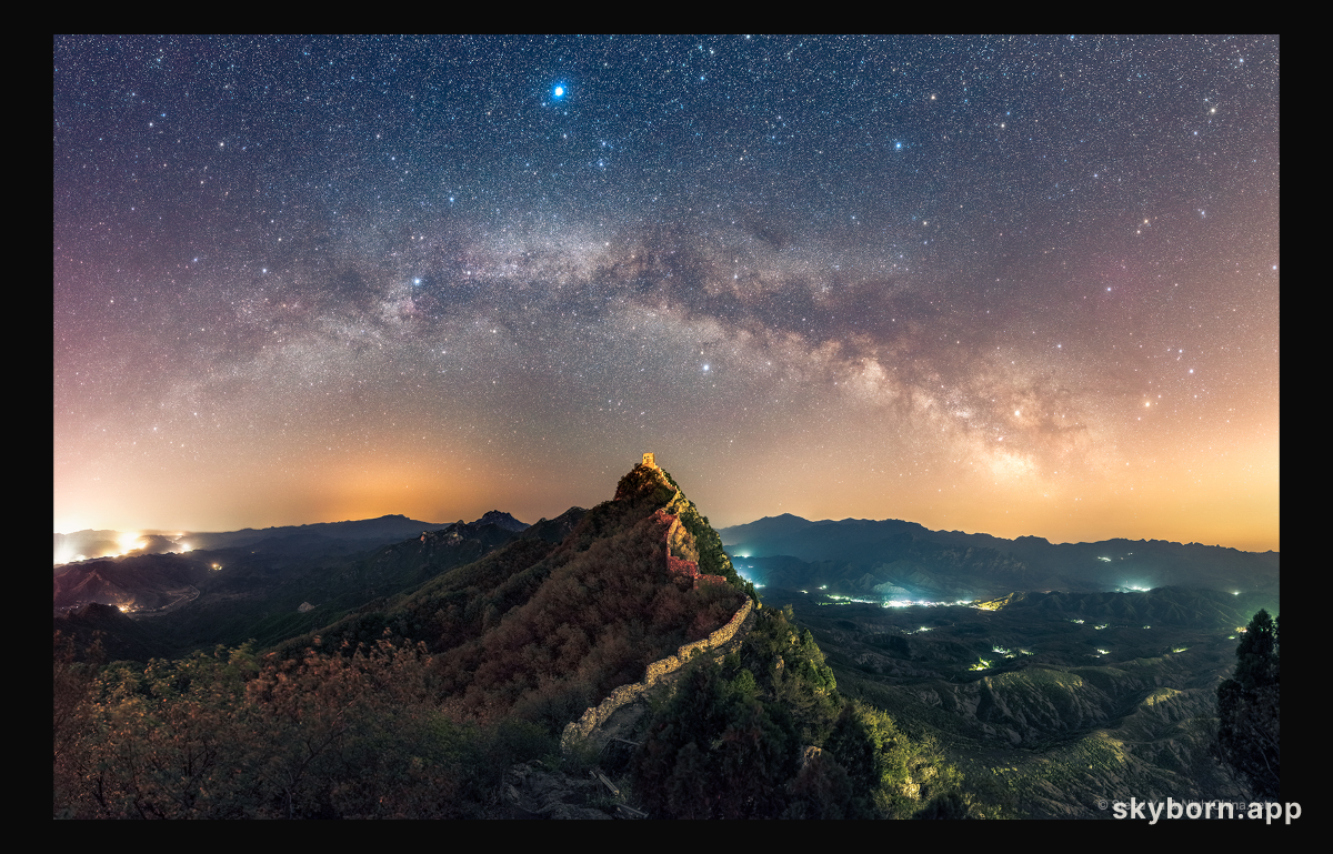 The Summer Triangle over the Great Wall