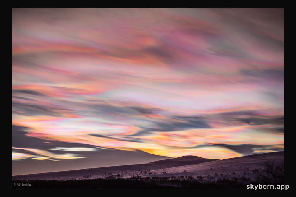 Nacreous Clouds over Sweden