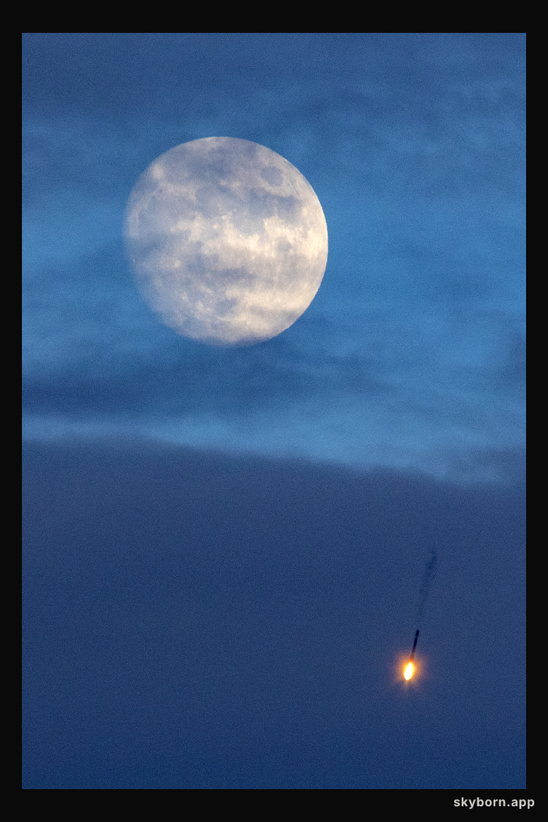 A Falcon 9 Moon