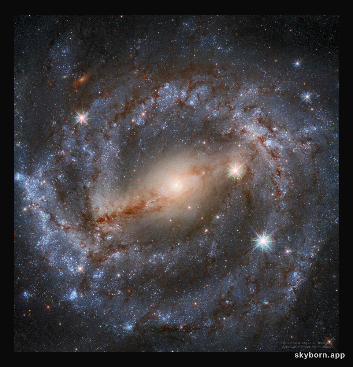 NGC 5643: Nearby Spiral Galaxy from Hubble