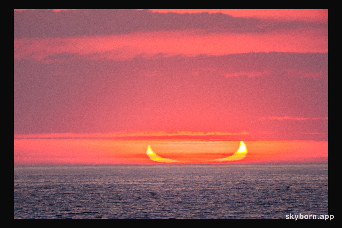 Devil Horns from a Ring of Fire