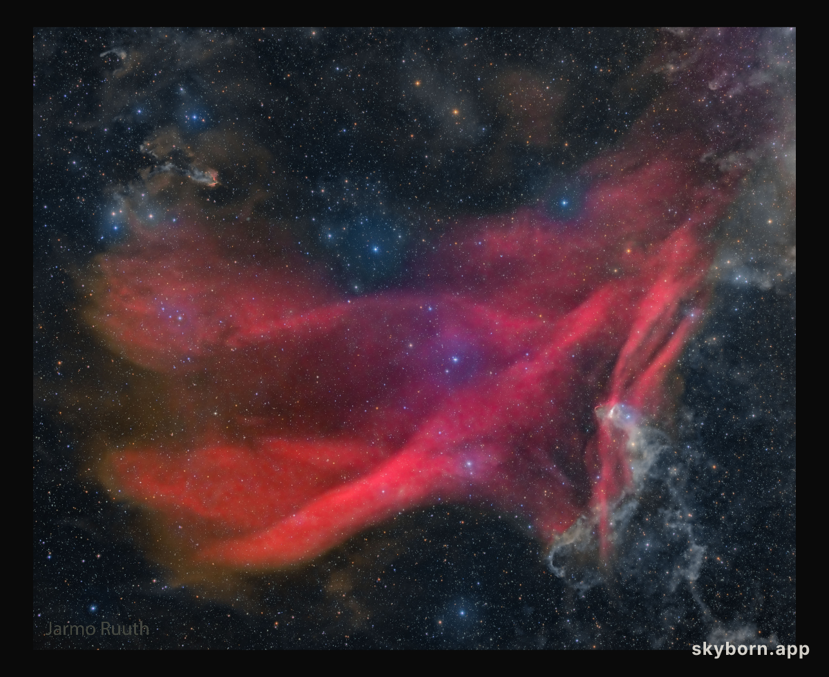 Waves of the Great Lacerta Nebula
