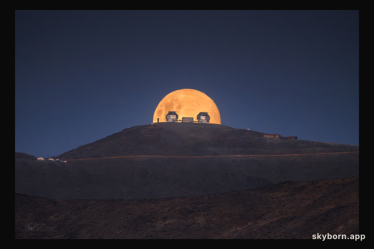 Full Observatory Moon