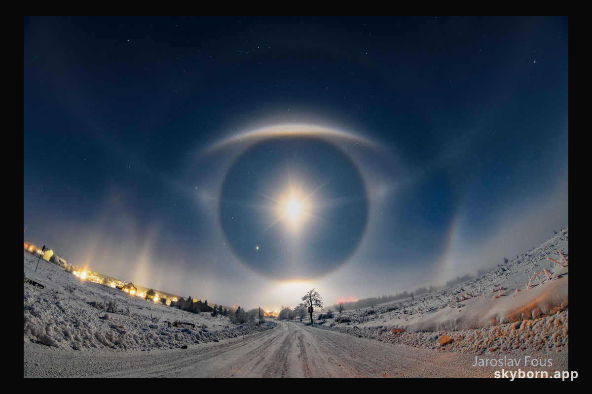 Diamond Dust Sky Eye