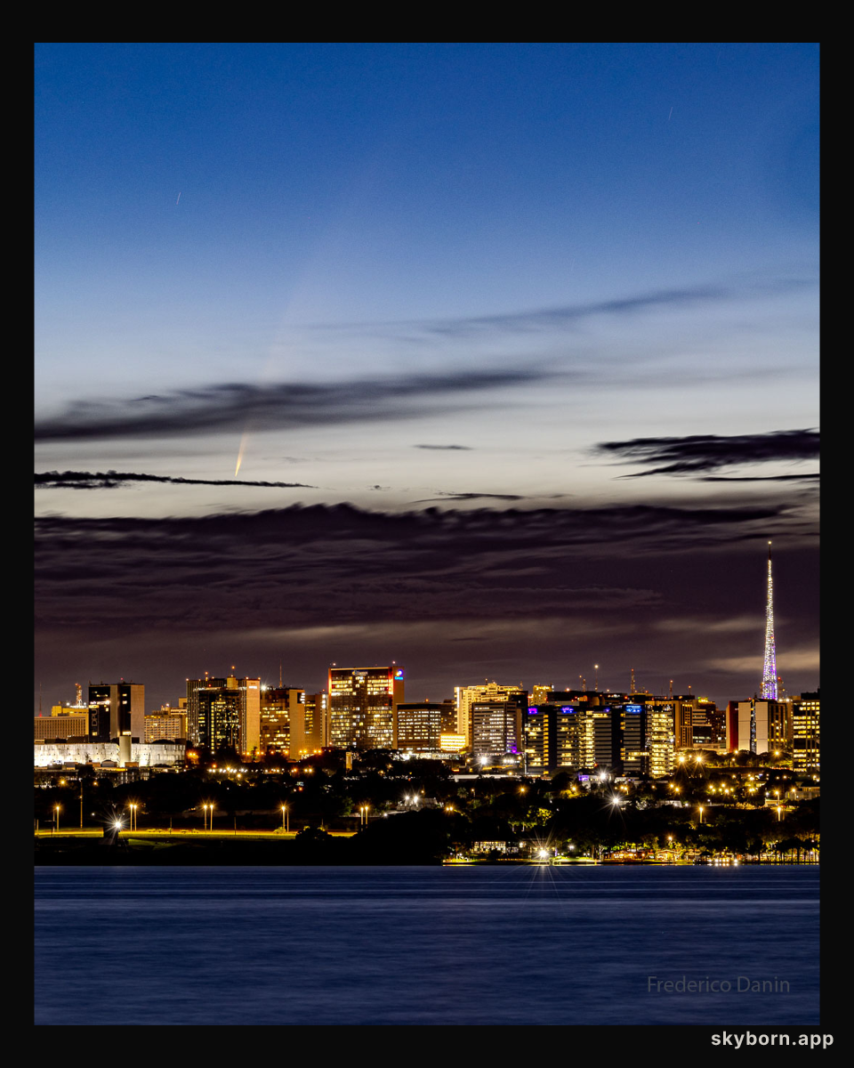 Comet ATLAS over Brasília