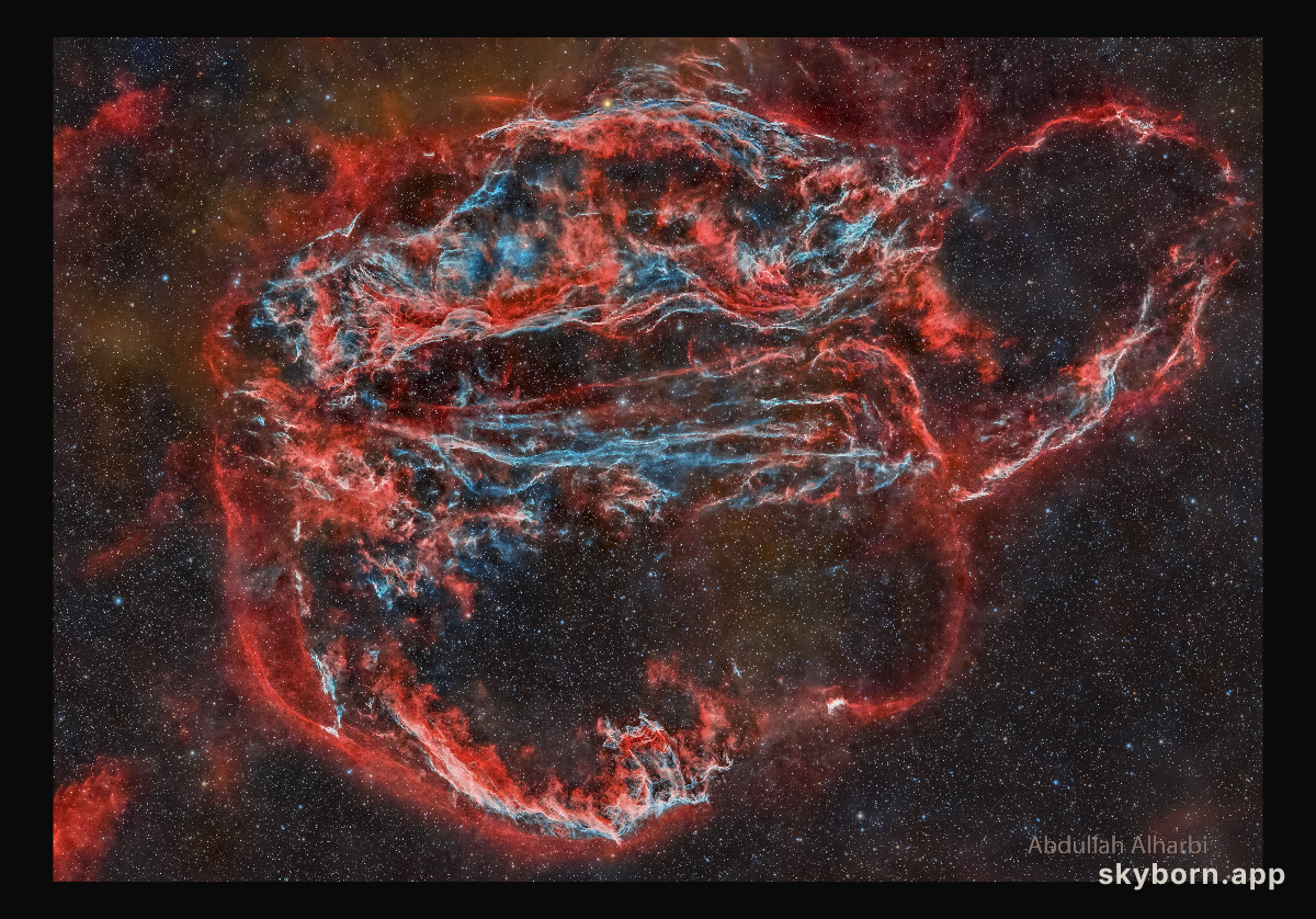 Veil Nebula: Wisps of an Ancient Supernova