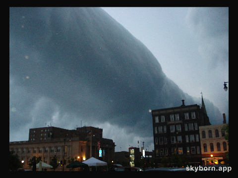 Roll Cloud Over Wisconsin