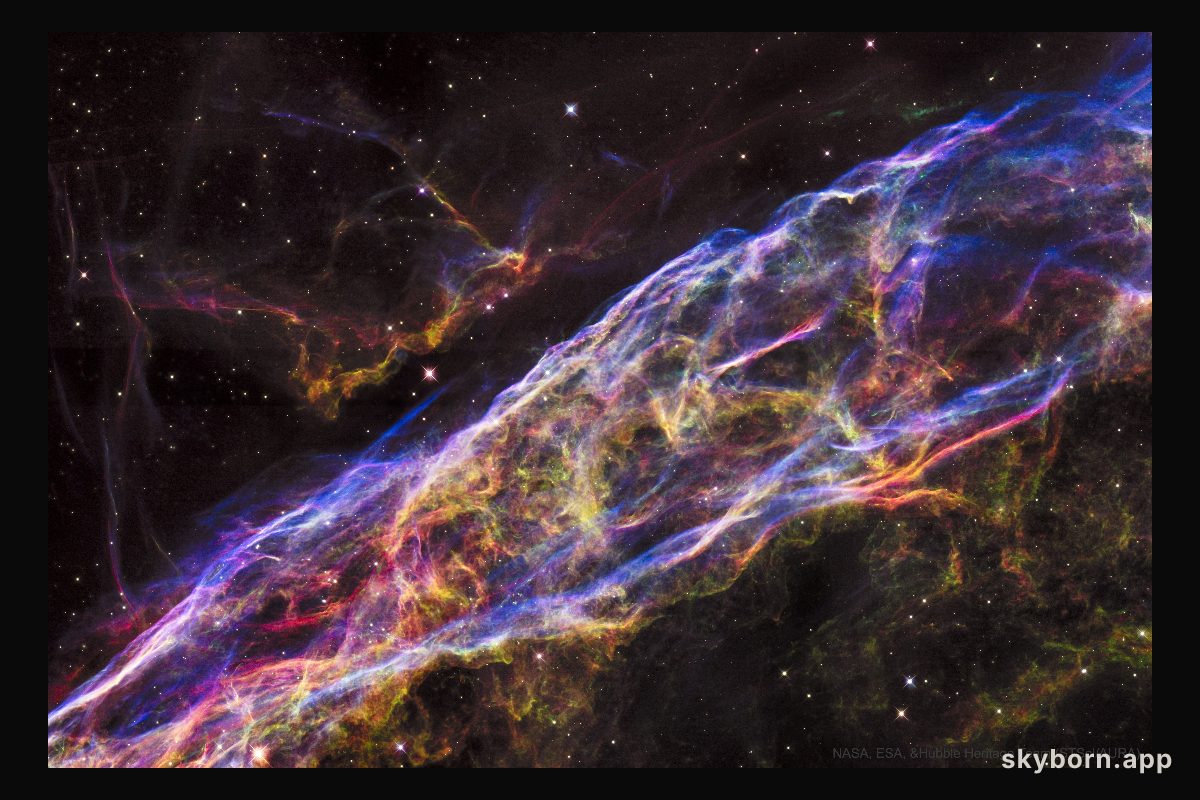 Veil Nebula: Wisps of an Exploded Star