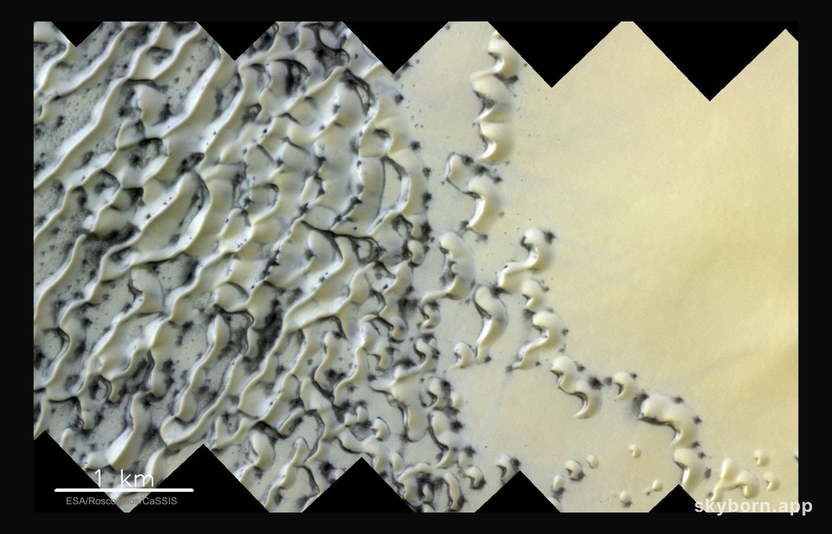 Sand Dunes Thawing on Mars