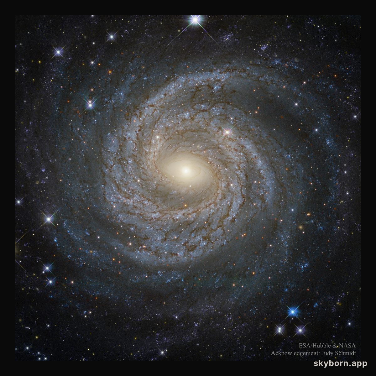 NGC 6814: Grand Design Spiral Galaxy from Hubble