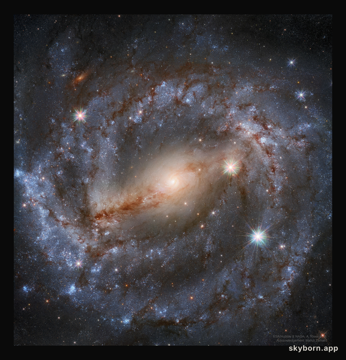NGC 5643: Nearby Spiral Galaxy from Hubble