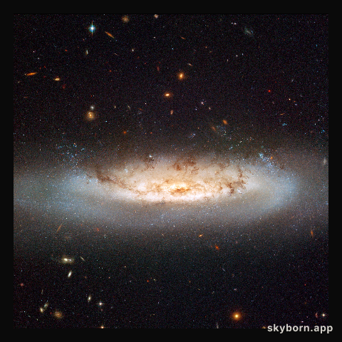 Hubble views NGC 4522