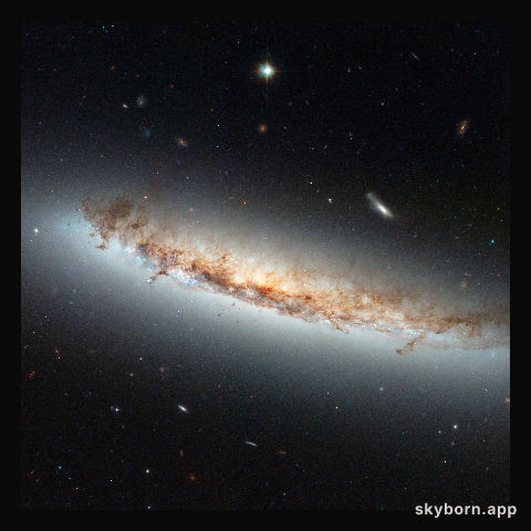 Hubble views NGC 4402
