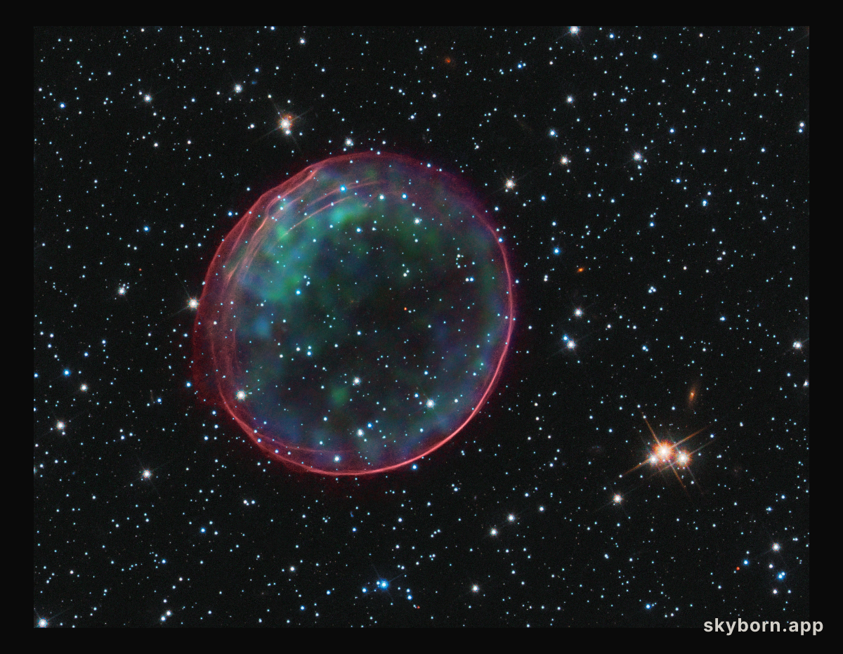 Hubble and Chandra spot a celestial bauble