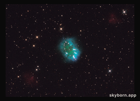 Hubble offers a dazzling necklace