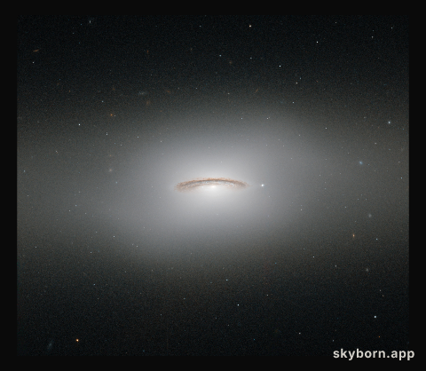 The whirling disc of NGC 4526