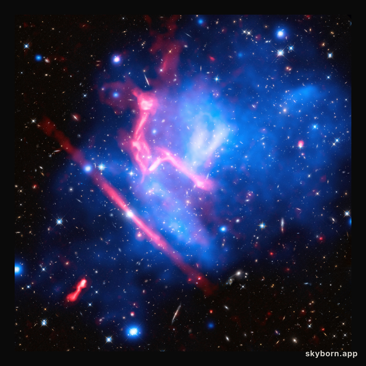 Disco lights from a galaxy cluster