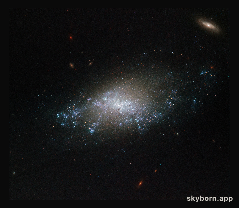 Hubble spies NGC 3274