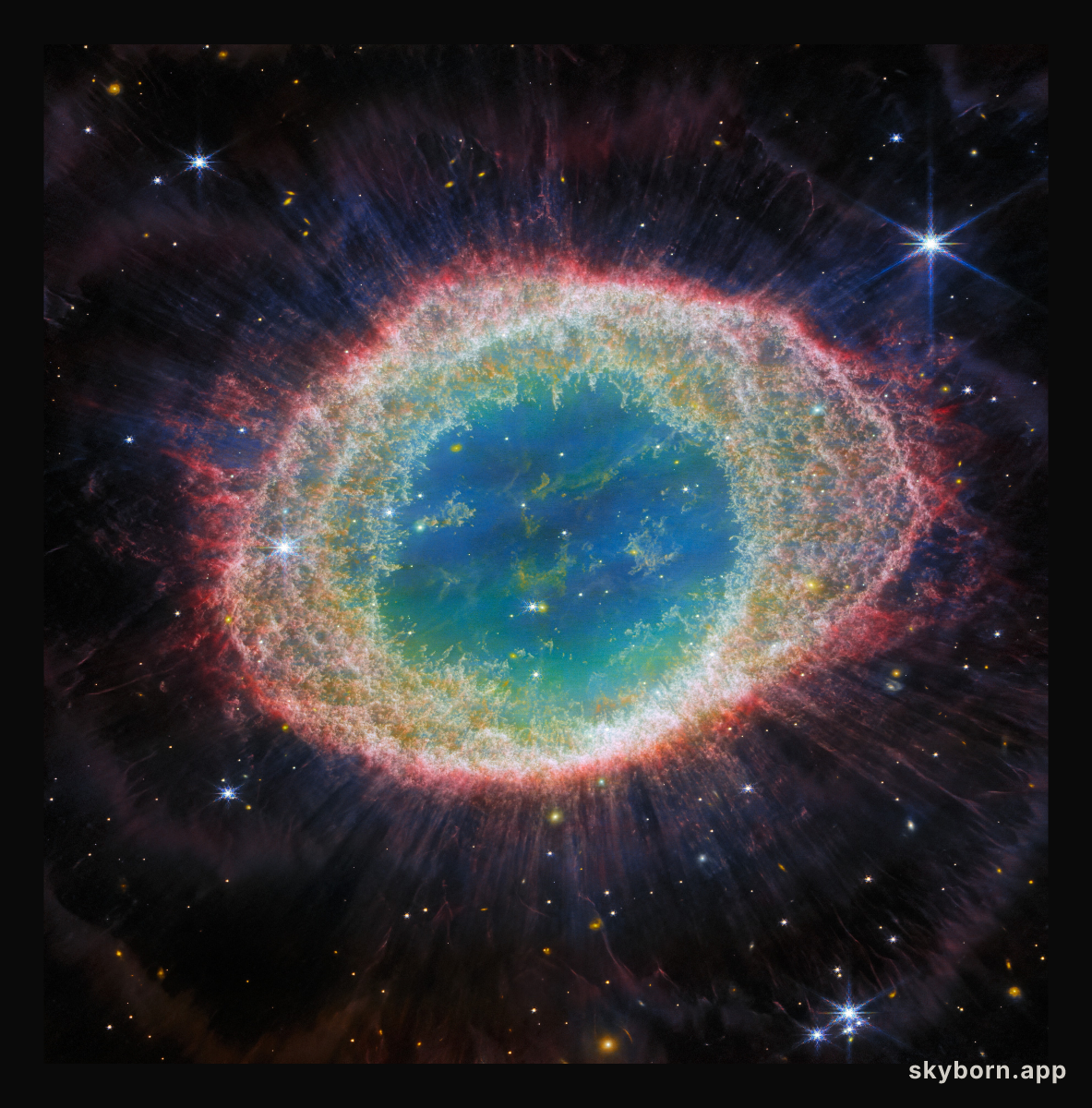 Webb captures detailed beauty of Ring Nebula (NIRCam image)
