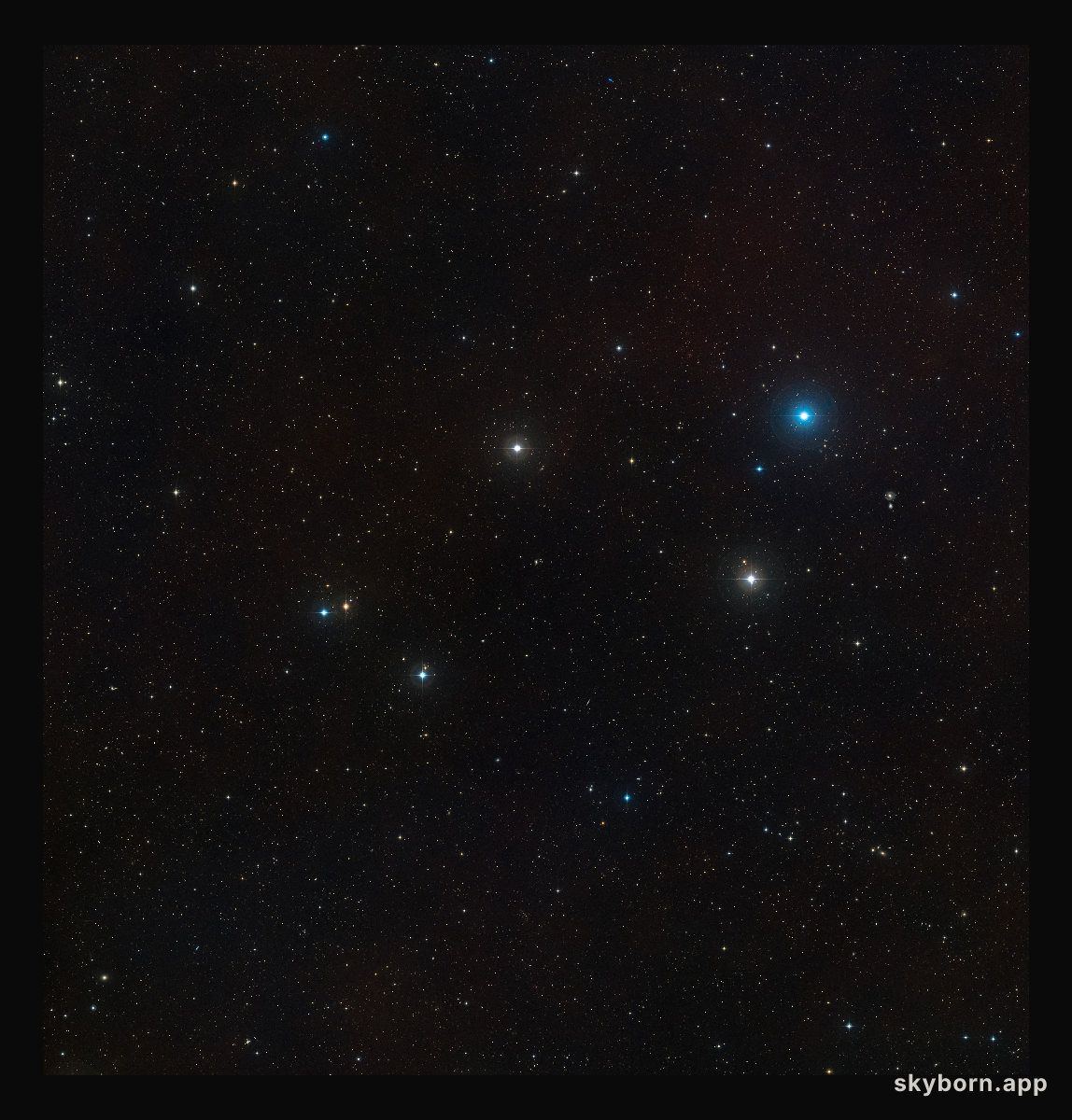 The sky around the active galaxy Markarian 1018