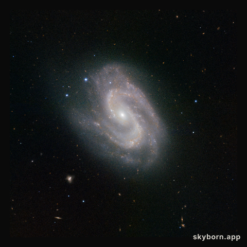 HAWK-I instrument spies a super galaxy