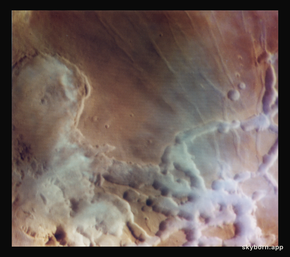 Noctis Labyrinthus
