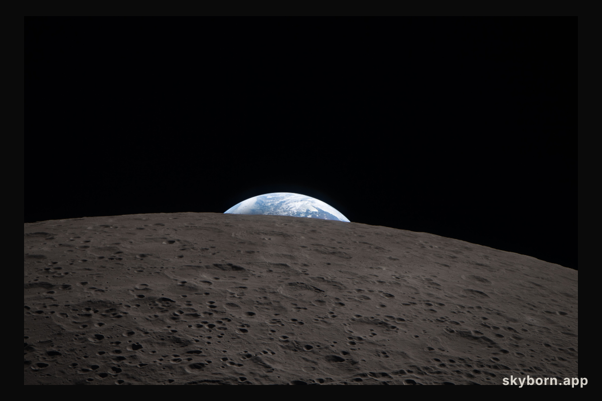 A Breathtaking Earthset from Orion