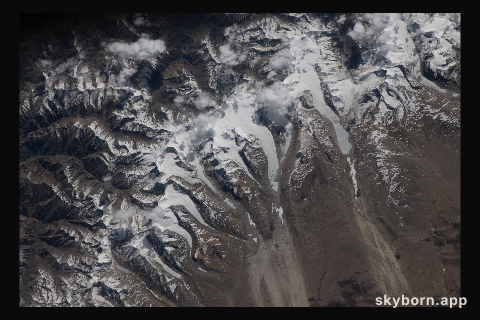 Glaciers flow downhill from the Himalayas’ northern slopes onto China's Tibetan Plateau